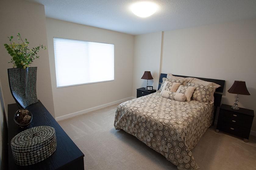 Garden Villas Lenexa Senior Living Community Assisted Living, Nursing Home, Independent Living